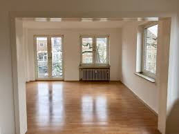 Gesuch 75 m² 3 zimmer. 4 Zimmer Wohnung Zu Vermieten Kramerstrasse 18 41460 Neuss Neuss Rhein Kreis Mapio Net