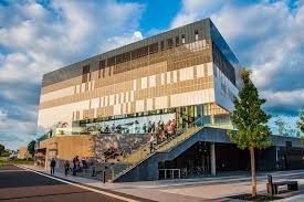 02822 / 93 05 0. Cooperation Partners German International College