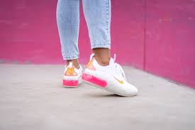 Nike Women S Air Max Dia White Pink Foam Hyper Crimson Cv3034 100 In 2020 Nike Women Air Max Women Nike