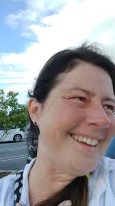 Life Lately… 1. ☕️ 2. New best friend 🐶 3. Turning up to Let it Roll