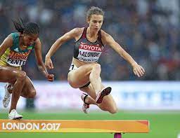 It is an obstacle race over the distance of the 3000 metres, which derives its name from the horse racing steeplechase. Gen Lalonde Sets National Record In 3 000m Steeplechase Semi Final Canadian Running Magazine