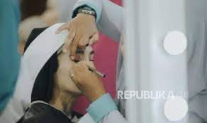 We did not find results for: Hukum Mencukur Bulu Tangan Dan Kaki Bagi Muslimah Republika Online