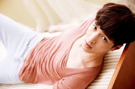 Exo S Lay Is Hospitalized After Collapsing From Food Poisoning Soompi