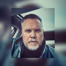 Isaac Carr (@7isaac91)