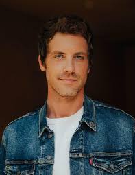 Tilky Jones : biographie, carrière et filmographie