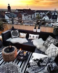 Black And White Deck Decor Ideas Black And White Deck Outdoor Living Decor Small Balcony Decor Balcony Decor