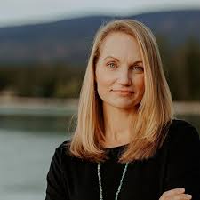 The Astronaut's Wife: How Launching My Husband into Outer Space Changed the  Way I Live