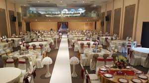 Discounted Rate On Weekdays Theatre Style Seating Banquet Hall Affordable Wedding Venues