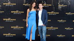 Zendaya & tom holland passionately kiss in a car years after denying romance. Zendaya E Tom Holland Si Frequentano Davvero Idealia It