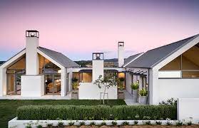 Maybe you would like to learn more about one of these? Single Storey Black White House Whitford House By Sumich Architects Digsdigs Modern Barn House Modern Farmhouse Exterior Barn House Plans