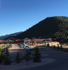 Vacation rentals available for short and long term stay on vrbo. It Is No Ordinary Walmart Located In Woodland Park Colorado It S Mountain Log Cabin Like Woodland Park Colorado Woodland