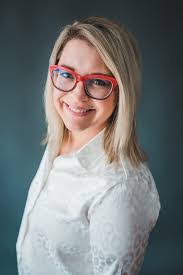 Barbara Kalbach's Instagram, Twitter & Facebook