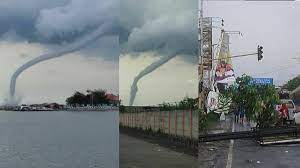 Beredar Video Puting Beliung Terjang Cirebon Ngeri Netizen Sebut Mirip Tornado Surya Malang