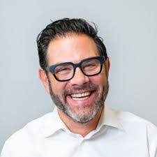 Larry Gaynor's Instagram, Twitter & Facebook