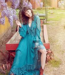 Demet Evgar Kadin Unluler Moda