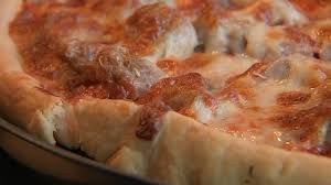 Home run inn is now the official pizza of wrigley field, starting with opening day on thursday, april 1, 2021. Original Home Run Inn Restaurant Reopens After 70 Years In Little Village Abc7 Chicago