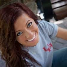 Amanda Beasley's Instagram, Twitter & Facebook