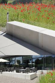 Moderne Sitzelemente In Sichtbeton In 2020 Sichtbeton Betonblock Garten Modern