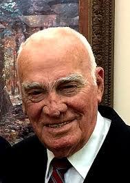 Wade Moon's Instagram, Twitter & Facebook