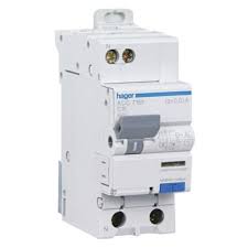 Il protège la plupart des circuits électriques communs de la le disjoncteur différentiel type hi, hpi, si : Disjoncteur Differentiel Bipolaire Ph N 10a Type Ac 30ma Hager 1 Piece S Achat Vente Disjoncteur Disjoncteur Differentiel Cdiscount