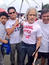 Maybe you would like to learn more about one of these? Ping Medina With Father Pen Who Is Wearing A Shirt That Says Kapal N Yo Photo By Johnson Manabat Dzmm Women How To Wear People