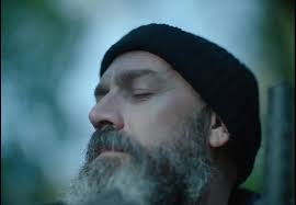 Hey RP-ers! My name is Gianina. I was diagnosed with RP in my early teens,  but my vision has worsen since my thyroid cancer journey (I'm cancer free  now! 🎊) about 3