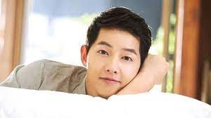 Bagi song joong ki yang meraih popularitas tertinggi tahun ini selama karirnya, predikat hallyu star telah mengubah hidpnya. Song Joong Ki Biodata Profil Lengkap Kepogaul