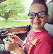 Lori Current (@loricurrent)