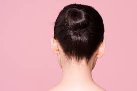Welcome to a week of hairstyle tutorials on hair romance! How To Make A Bun Easy Step By Step Tutorial Your Daily Dance