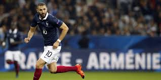 Karim benzema (33 ans) devrait bien figurer dans la liste des 26 joueurs retenus avec l'équipe de france pour disputer l'euro, selon le parisien. Karim Benzema Va T Il Etre Ecarte De L Equipe De France