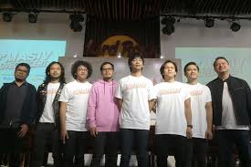 Lirik hanya ingin kau tahu oleh republik. Lirik Dan Chord Lagu Aku Kamu Tuhan Yang Tahu D Masiv Halaman All Kompas Com