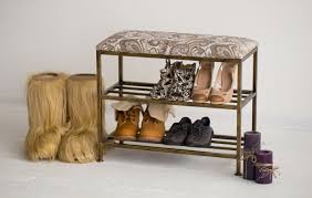 Itu rahsia dan aturan yang disusun cantik oleh allah swt untuk kita. Rak Untuk Kasut Di Lorong 27 Gambar Peti Besi Logam Plastik Dan Kayu Produk Dengan Tempat Duduk Peraturan Untuk Pemilihan Dan Penempatan Di Pedalaman