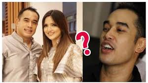 Ardi bakrie yang juga ada di sana langsung membantah ocehan sang istri. Nia Ramadhani Syok Ardi Bakrie Keceplosan Pernah Selingkuh Tambah Kaget Saat Tahu Sosok Wanitanya Halaman All Tribun Timur