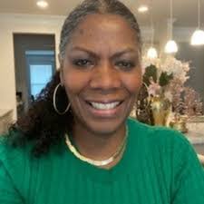 Tracey Easton's Instagram, Twitter & Facebook