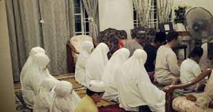Bulan ramadan telah berlalu dan hari kemenangan telah disambut mari bersihkan diri sucikan hati dari segala khilaf dan dosa mohon maaf. Cara Solat Sunat Hari Raya Aidilfitri 2 Rakaat Di Rumah Susulan Pkpb Fly Fm