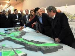 U njoha me keqardhje me vendimin e sekretarit të shtetit për ish presidentin dhe ish kryeministrin sali berisha. Albanian Reds See Nothing Green In Tirana Plan Balkan Insight