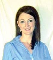 Lindy Cash's Instagram, Twitter & Facebook