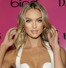 Hannah Castle (hecastle)