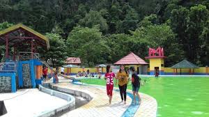Harga tiket masuk waterboom lippo cikarang : Dua Hari Pengunjung Waterboom Mattampa Pangkep 500 Orang Tribun Timur