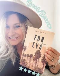 Nikki ✨ Bookstagram