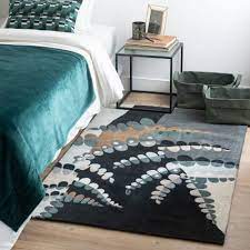 Blaufarbige teppiche bedienen in der teppichwelt ein breites spektrum, da sie in vielen verschiedenen farbstufen erhältlich sind. Teppich In Blau Grun Und Grau 90x150 Abequa Maisons Du Monde