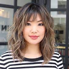 30 model rambut pria berponi lurus dan samping 1 model rambut pria poni samping model rambut pria berponi samping ini bisa potongan rambut undercut dari belakang indonesia. 10 Model Rambut Pendek Sebahu Yang Lagi Trend Di 2021