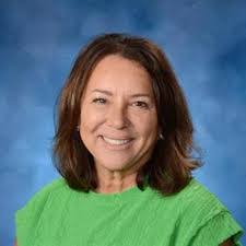 Jennifer Felker's Instagram, Twitter & Facebook