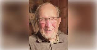 Darcy Walter's Instagram, Twitter & Facebook