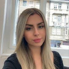 Jaclyn Cianci's Instagram, Twitter & Facebook