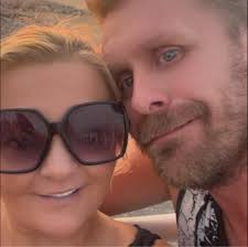 Laugh 😅 until the tears Run down your Legs!!