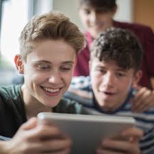 An Approach to Help Manage the Challenge of Screens