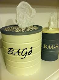 Boites De Rangement Sacs Plastique Avec Images Trucs Et Astuces Astuce Rangement Astuce Menage