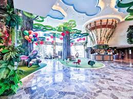 Genting highlands operates in two segments and they are: Mshannahchia On Twitter Hotel Review Theme Park Hotel At Genting Highlands Https T Co Nvmqbhaa36