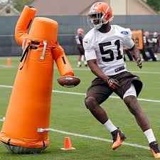 He played college football at louisiana state (lsu) and was drafted by the cleveland browns sixth overall in the 2013 nfl draft.he won super bowl li with the new england patriots Browns Sign Barkevious Mingo To Four Year Contract Sports Illustrated